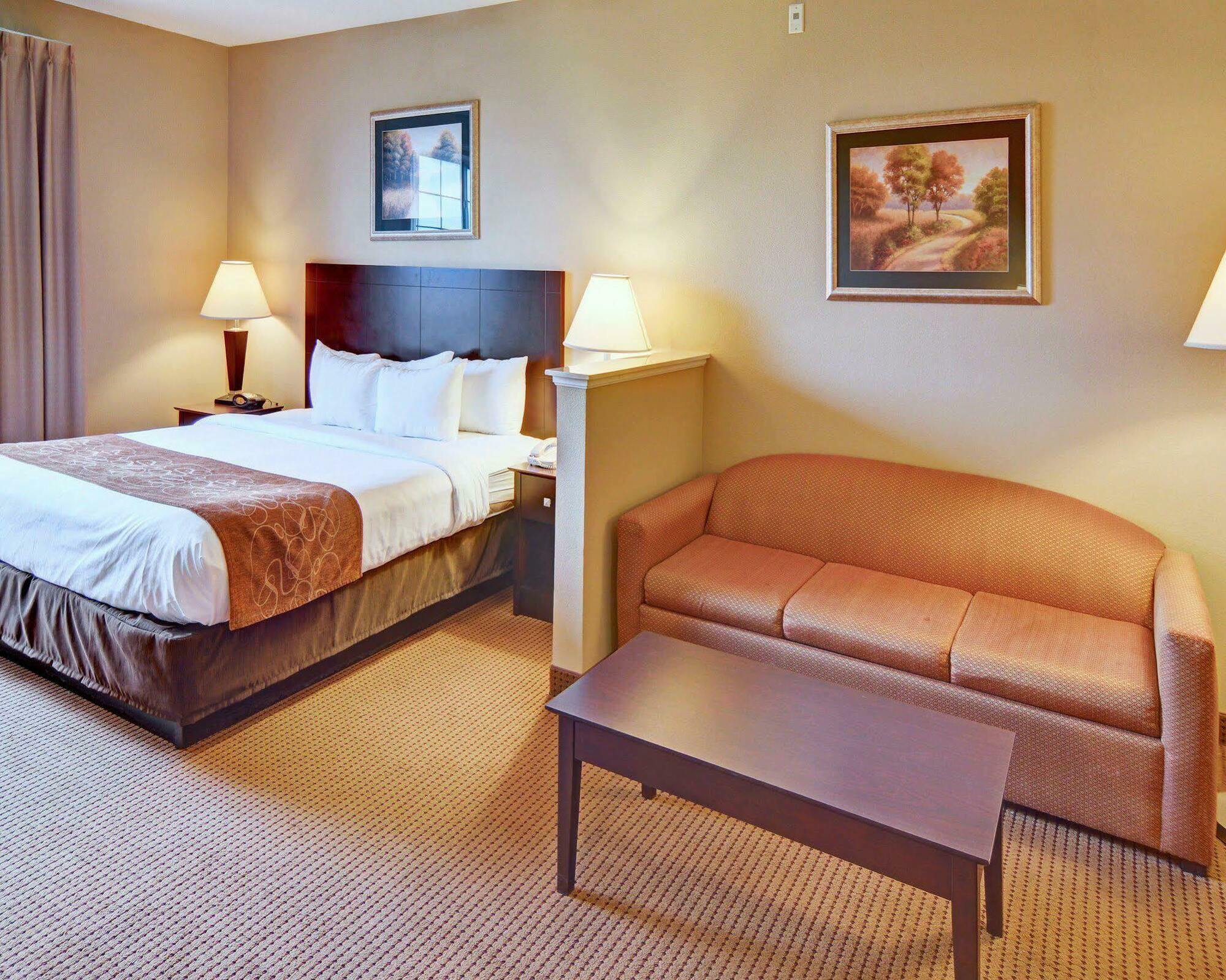 Comfort Suites Roanoke - Fort Worth North Zewnętrze zdjęcie